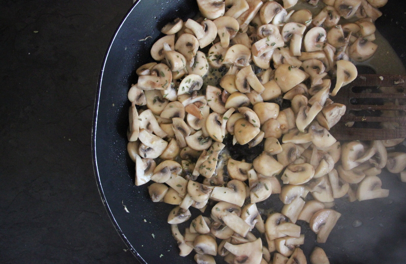 steak and mushroom braai pie